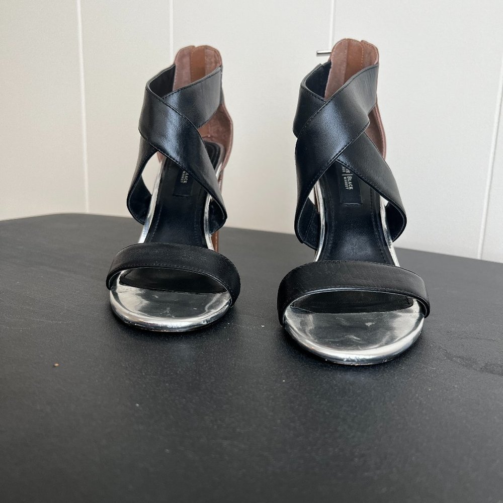 WHITE HOUSE BLACK MARKET MELODIE COLOR BLOCK HEEL SIZE 7.5